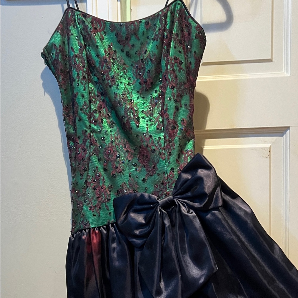 Vintage Gunne Sax by Jessica McClintock Green and Black Lace & Sequin Dress
